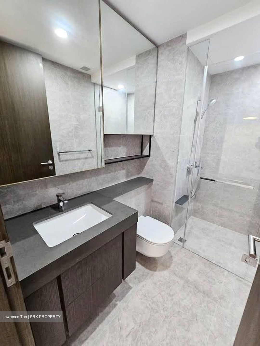 Avenue South Residence (D3), Apartment #547642581